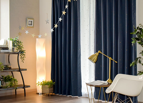 遮光カーテン ロケット