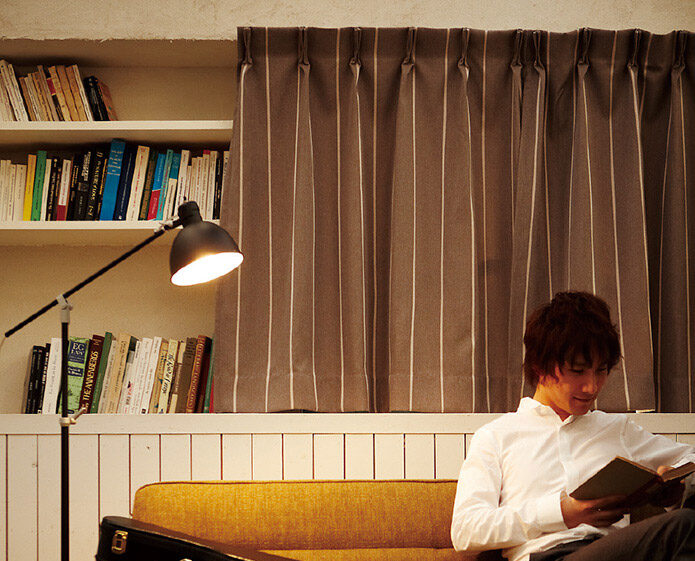 カーテン　マリール