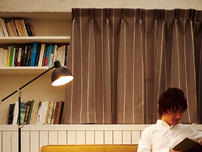 カーテン　マリール