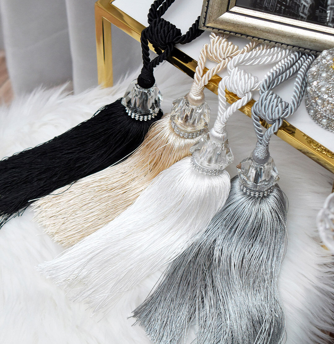 タッセル　シンティ