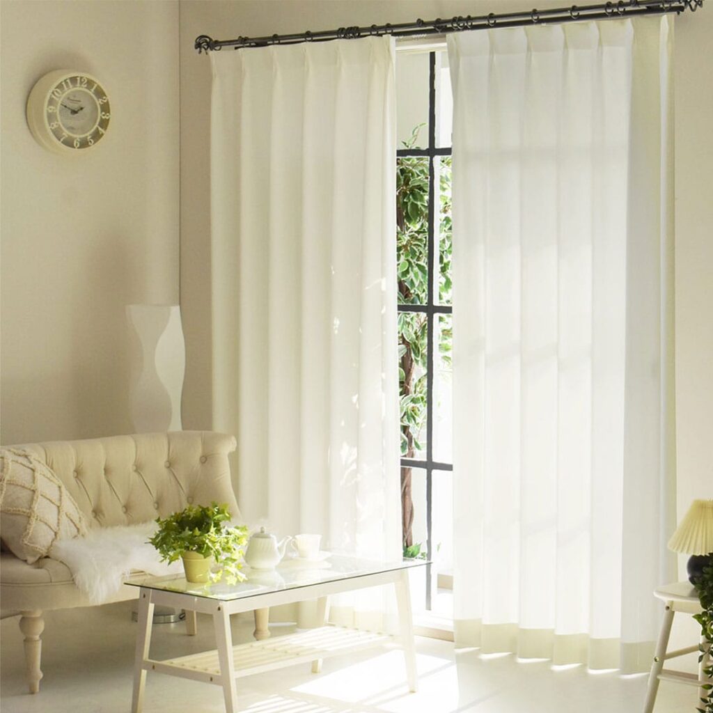 白いカーテン マシュマロ