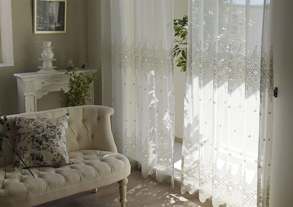 トルコ刺繍レースカーテン　オリヴィア