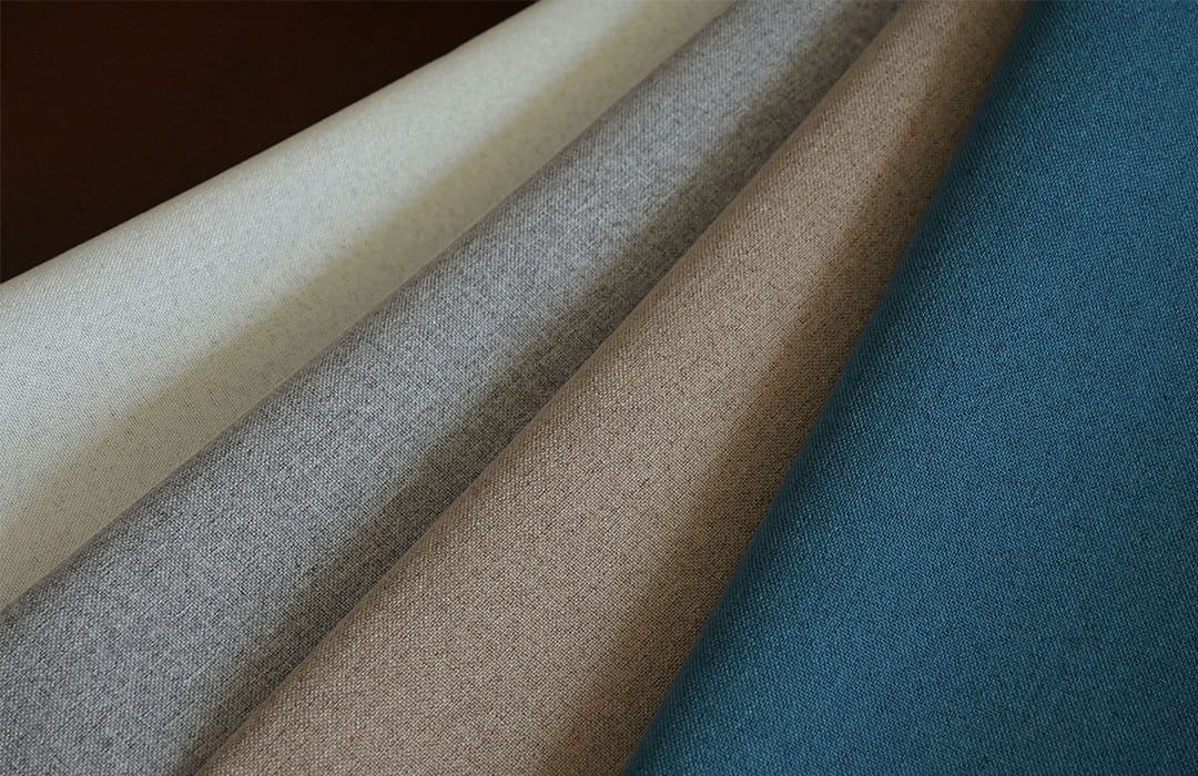 レイヴン|完全遮光カーテン