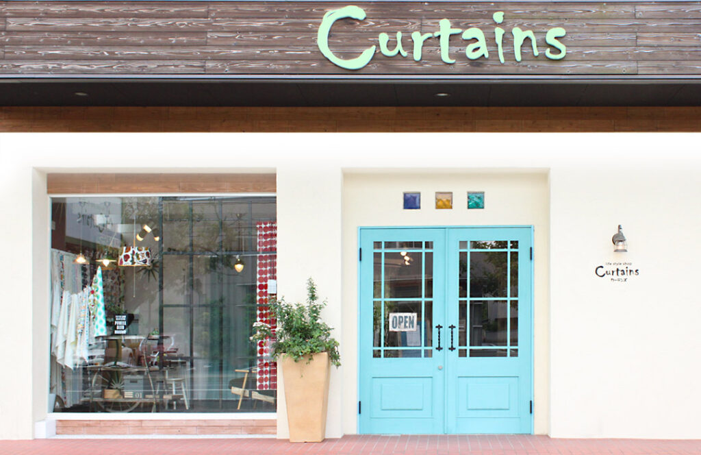 カーテンズ福井店