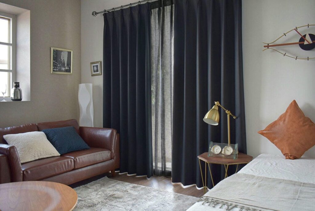 トルコレースカーテン コール×1級遮光カーテン アーバンレザー