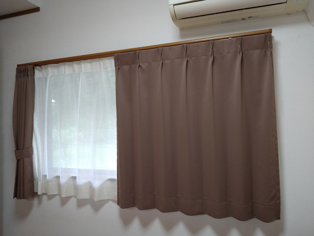 34色から選べる1級遮光カーテン｜カーテン通販専門店のカーテンズ
